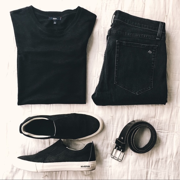 Hooked on clothes. Can’t stop, won’t stop. - Picture 3 of 4